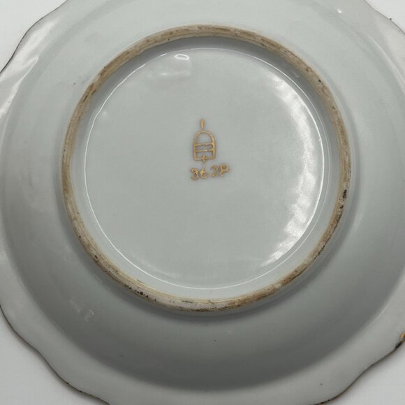 Vintage Royal Vienna Porcelain Tea Cup And Saucer. Gold Bindenschild marked‎ - Picture 10 of 10